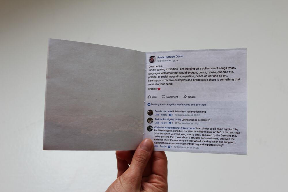 Image from page “The Gift”